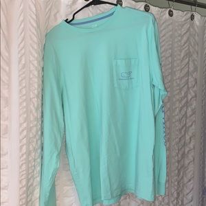 Vineyard vine shirt